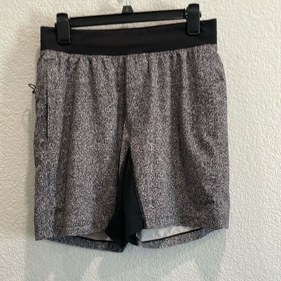 Lululemon T.H.E. Linerless 7" Shorts in Carbon Mist Alpine White Graphite Gray M - Picture 1 of 8